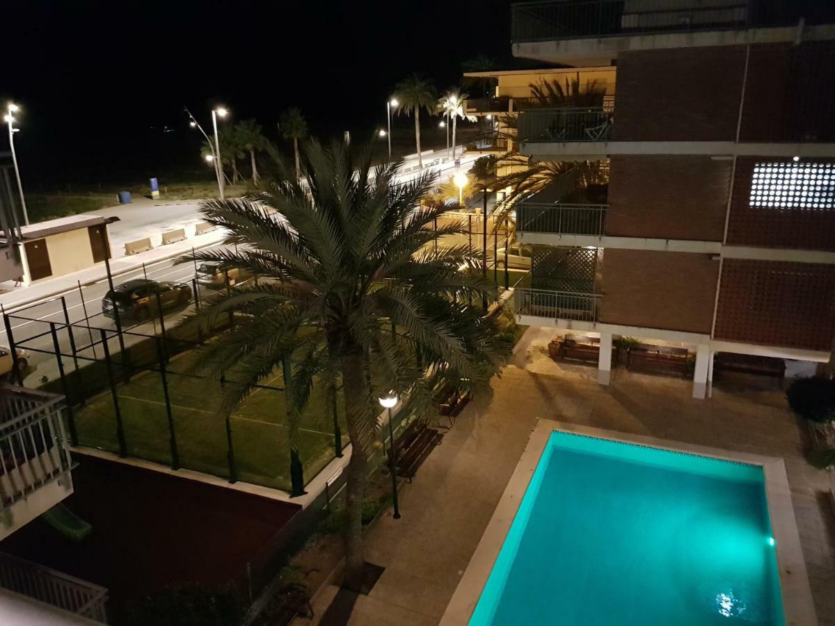 Appartement Mogaver Beach Castelldefels Extérieur photo